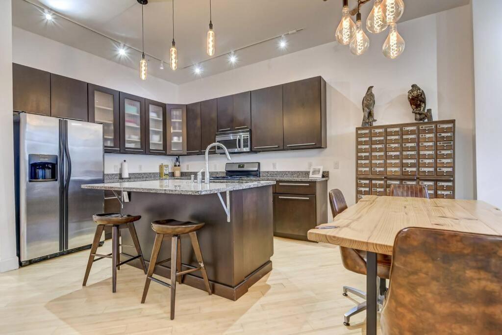 Lovely 2-Bedroom Unit In Springfield Kültér fotó